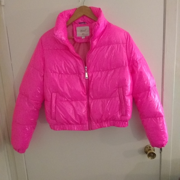 ZIAI Jackets & Blazers - Hot Pink Puffer Jacket 🩷